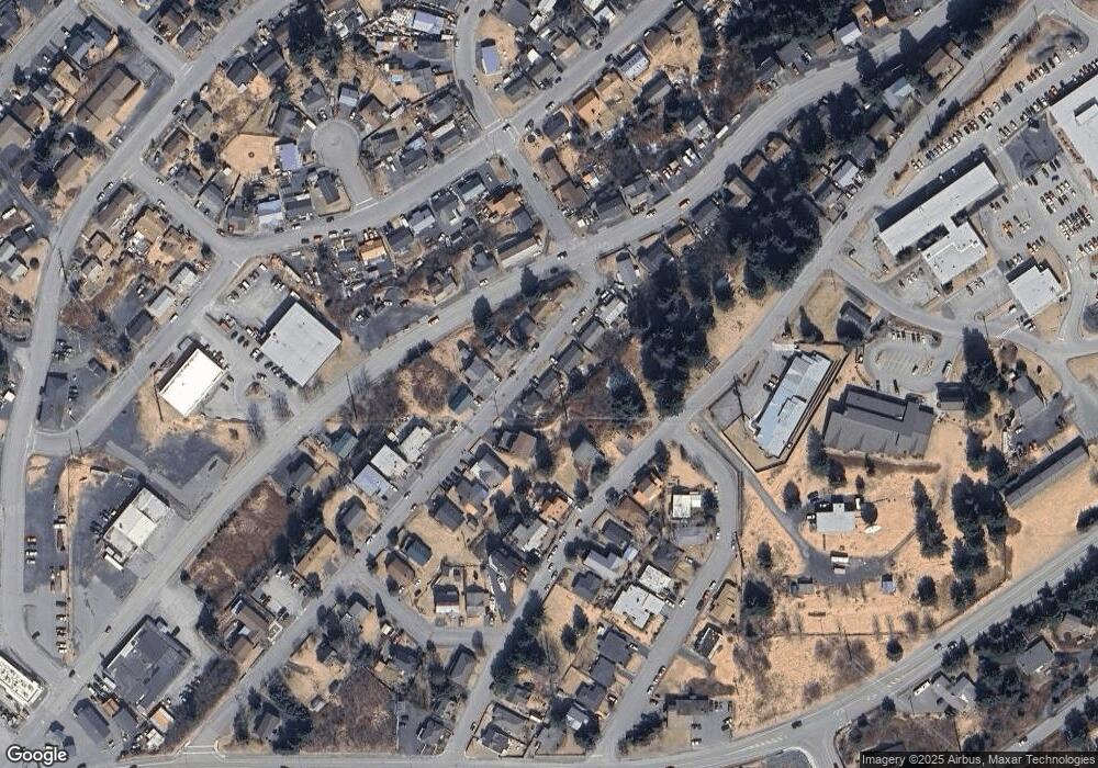 512 Carolyn St, Kodiak, AK 99615 - photo 1