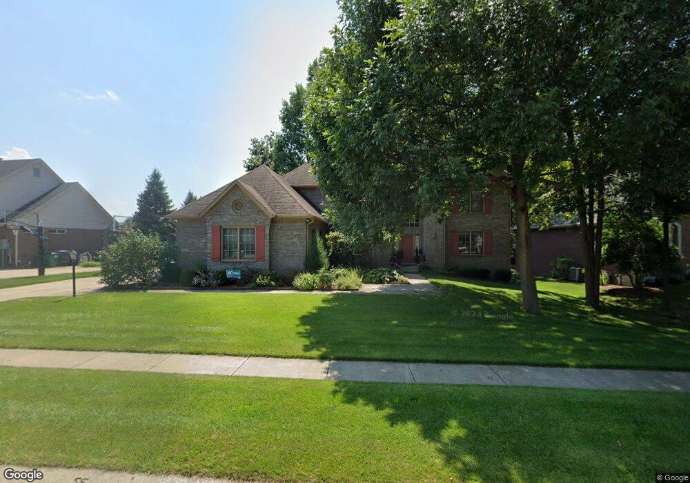 13542 Water Crest Dr, Fishers, IN 46038 - photo 1