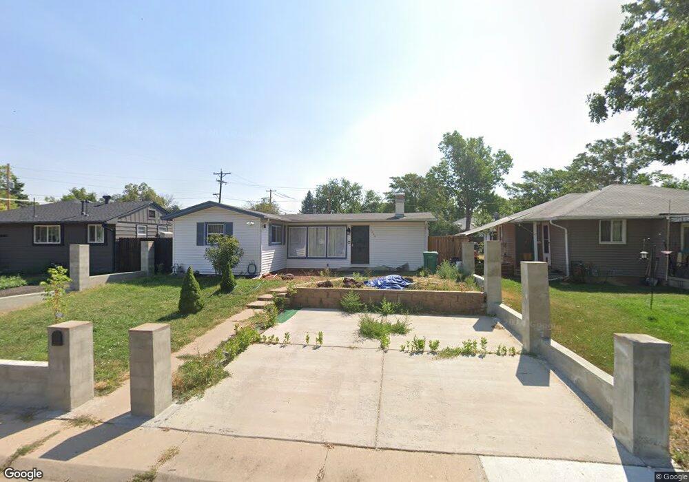 1090 Florence St, Aurora, CO 80010 - photo 1