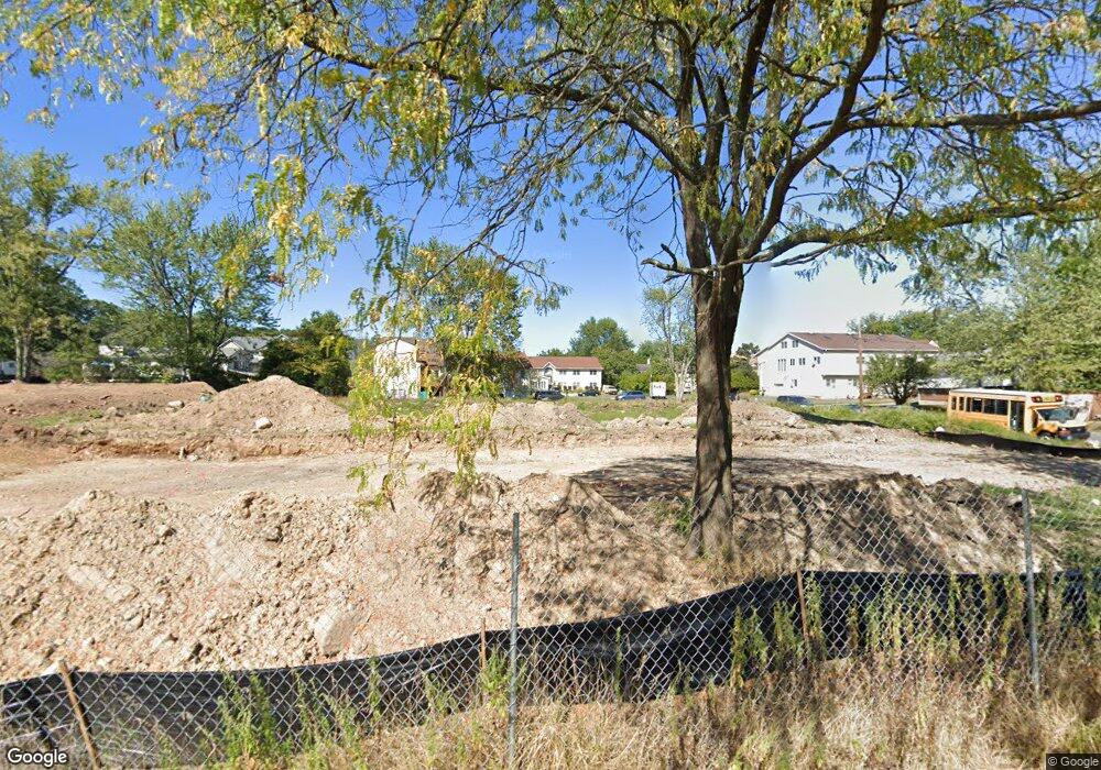 8 Cedar Ln, Monsey, NY 10952 - photo 1