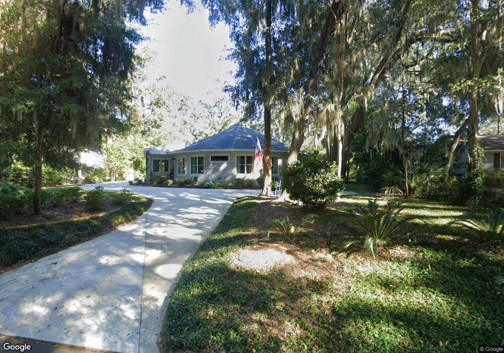 117 Dunbarton Dr, Saint Simons Island, GA 31522 - photo 1