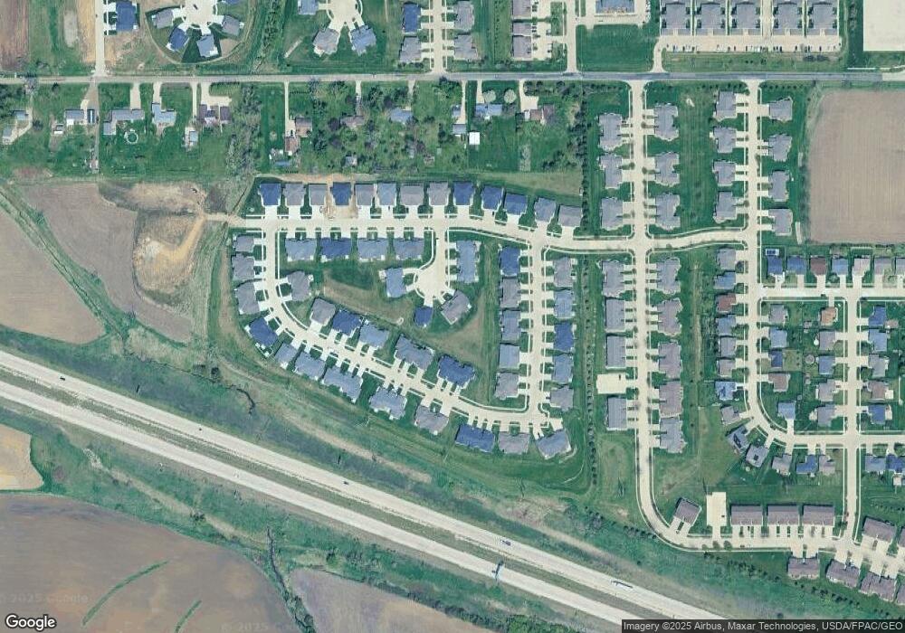 3513 Goldfinch Ct SW, Cedar Rapids, IA 52404 - photo 1