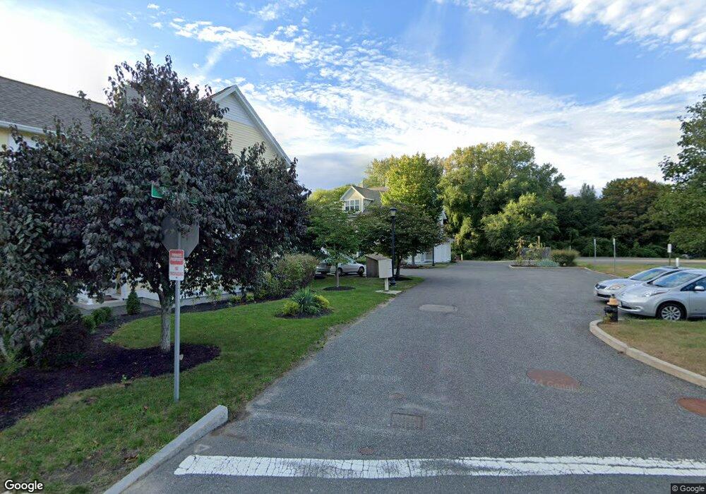 102 Lark Dr unit 102, Boston, MA 02126 - photo 1