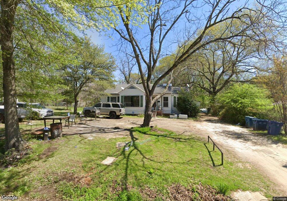 814 NW Front St, Vivian, LA 71082 - photo 1