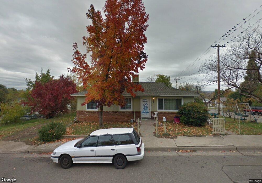 1850 Grandview Ave, Redding, CA 96001 - photo 1