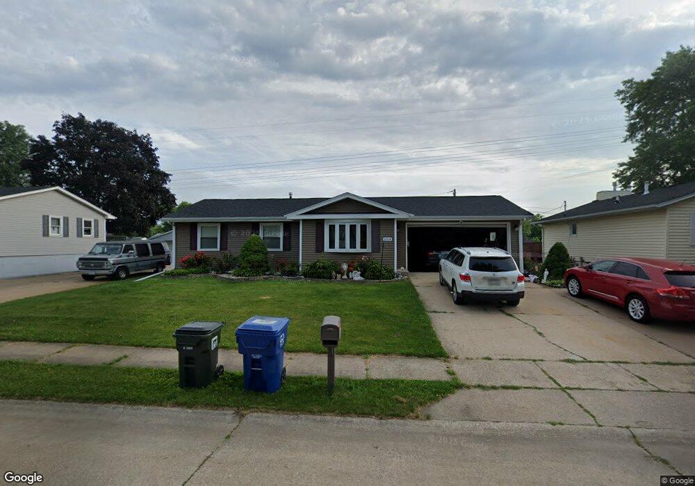 2018 W 66th St, Davenport, IA 52806 - photo 1