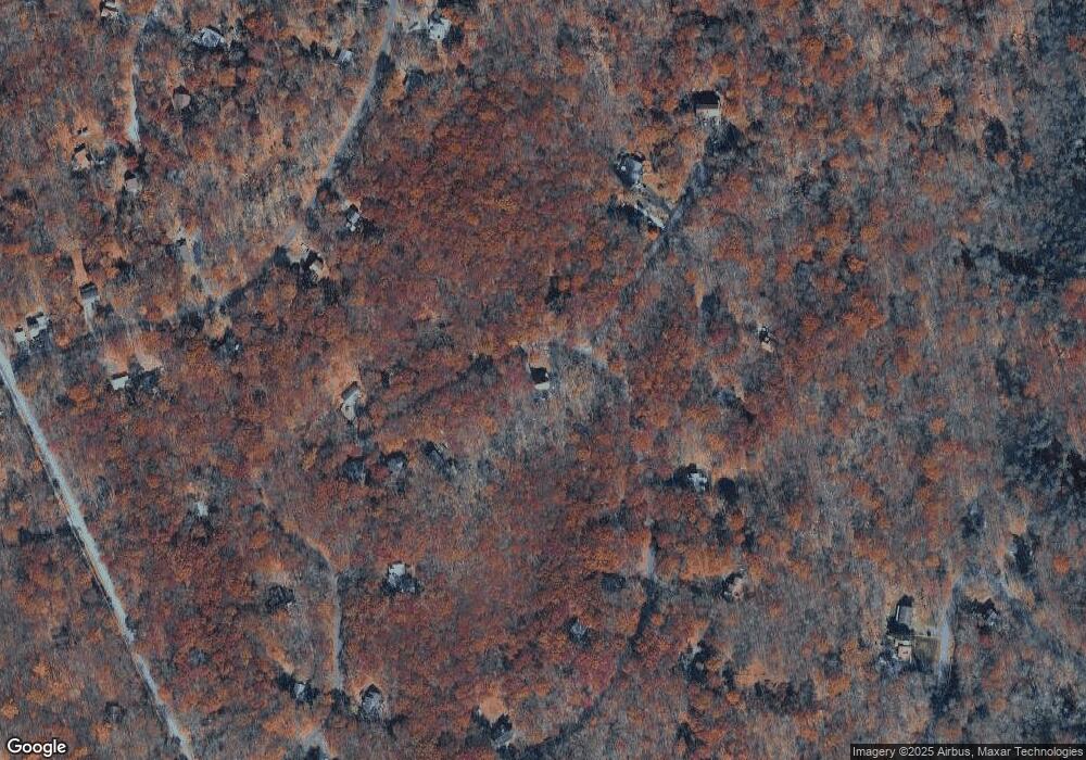 199 Chipmunk Rd, Bushkill, PA 18324 - photo 1