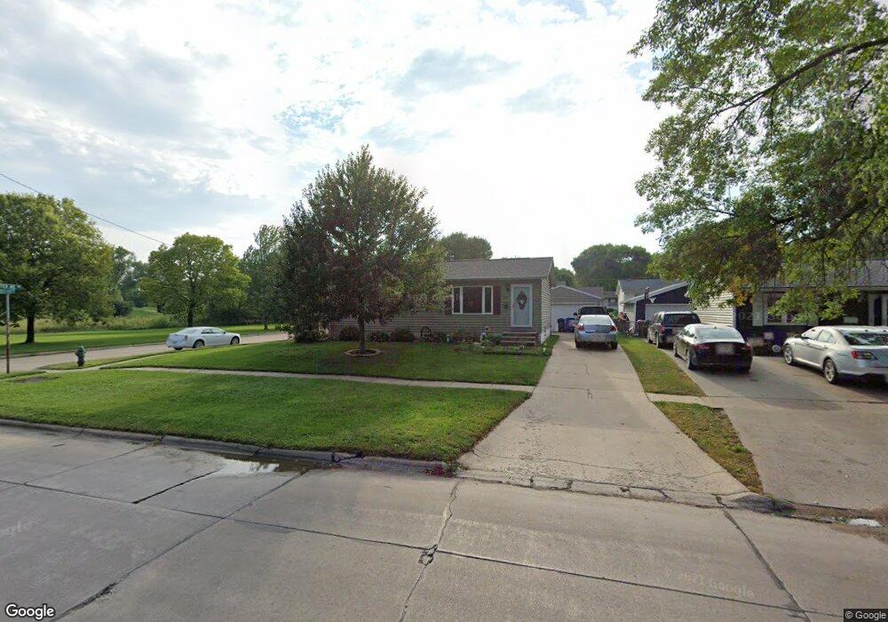 200 Wiley Blvd NW, Cedar Rapids, IA 52405 - photo 1