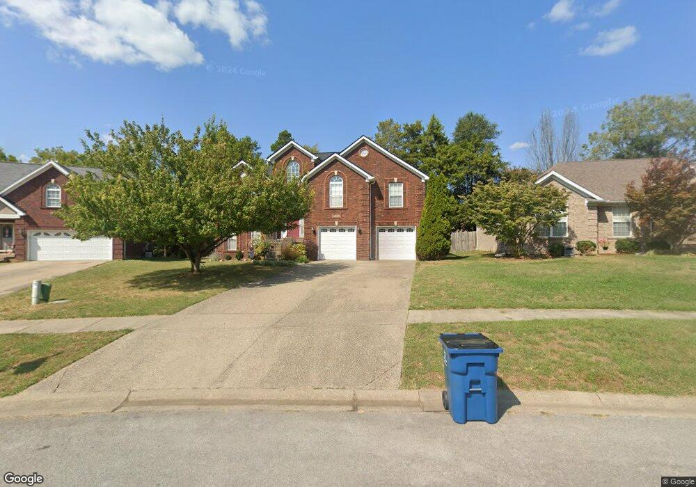 9106 Fox Chase Rd, Louisville, KY 40228 - photo 1