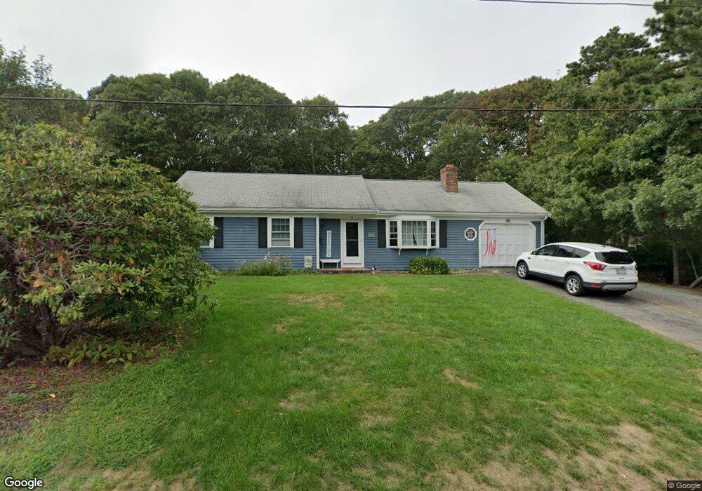 11 Monroe Ln, West Yarmouth, MA 02673 - photo 1