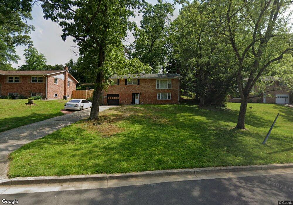 5305 Acorn Dr, Temple Hills, MD 20748 - photo 1