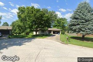 4 Cherokee Ct, Eldridge, IA 52748
