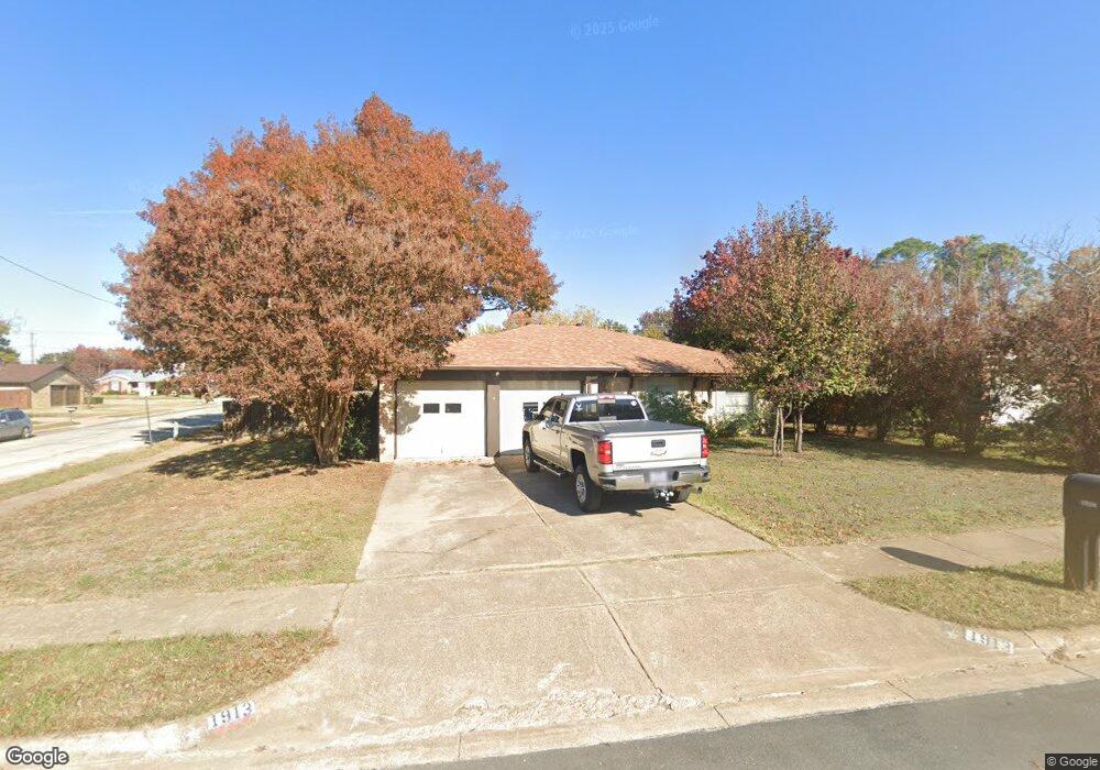 1913 Memphis Dr, Bedford, TX 76022 - photo 1