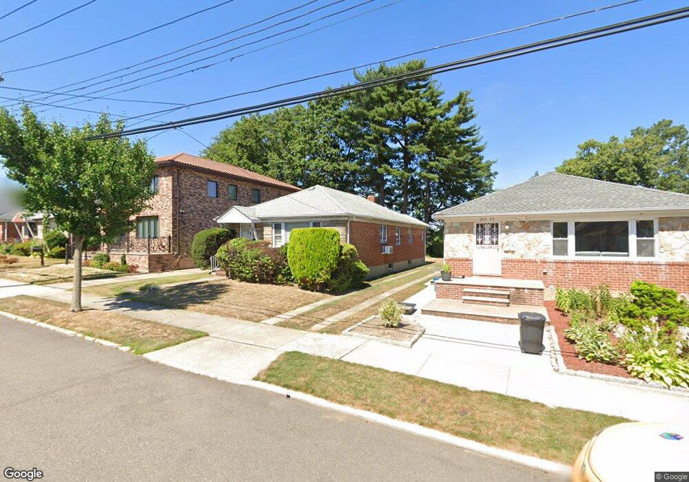 26239 60th Ave, Little Neck, NY 11362 - photo 1