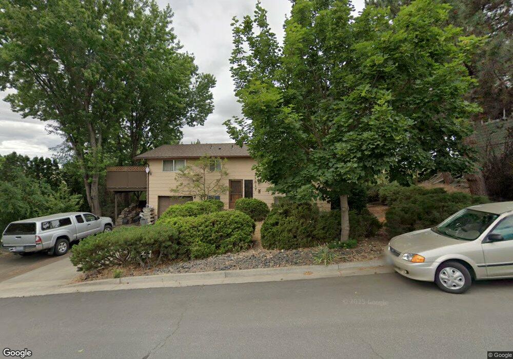 1817 SW Athens Ave, Pendleton, OR 97801 - photo 1