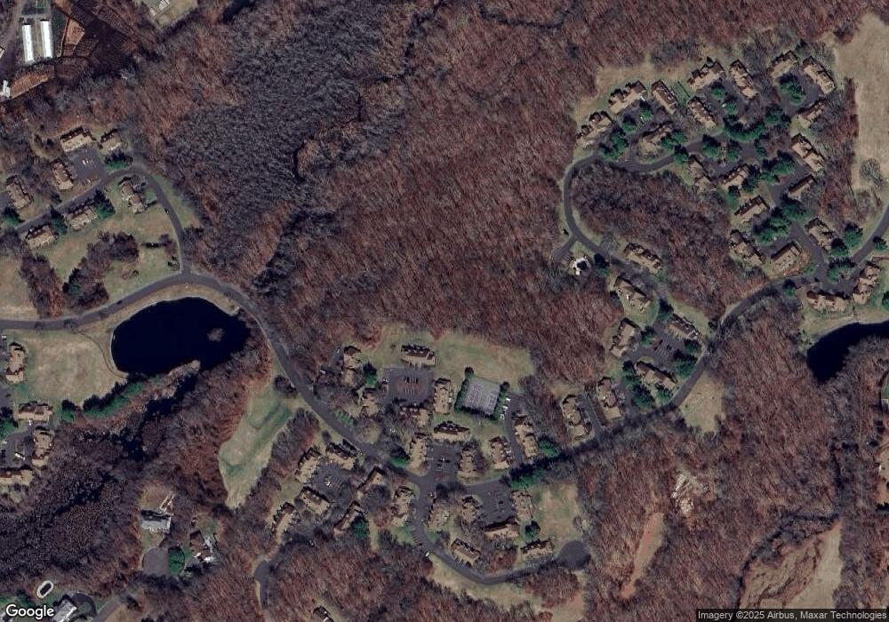 10 Edgehill Cir, Monroe, CT 06468 - photo 1