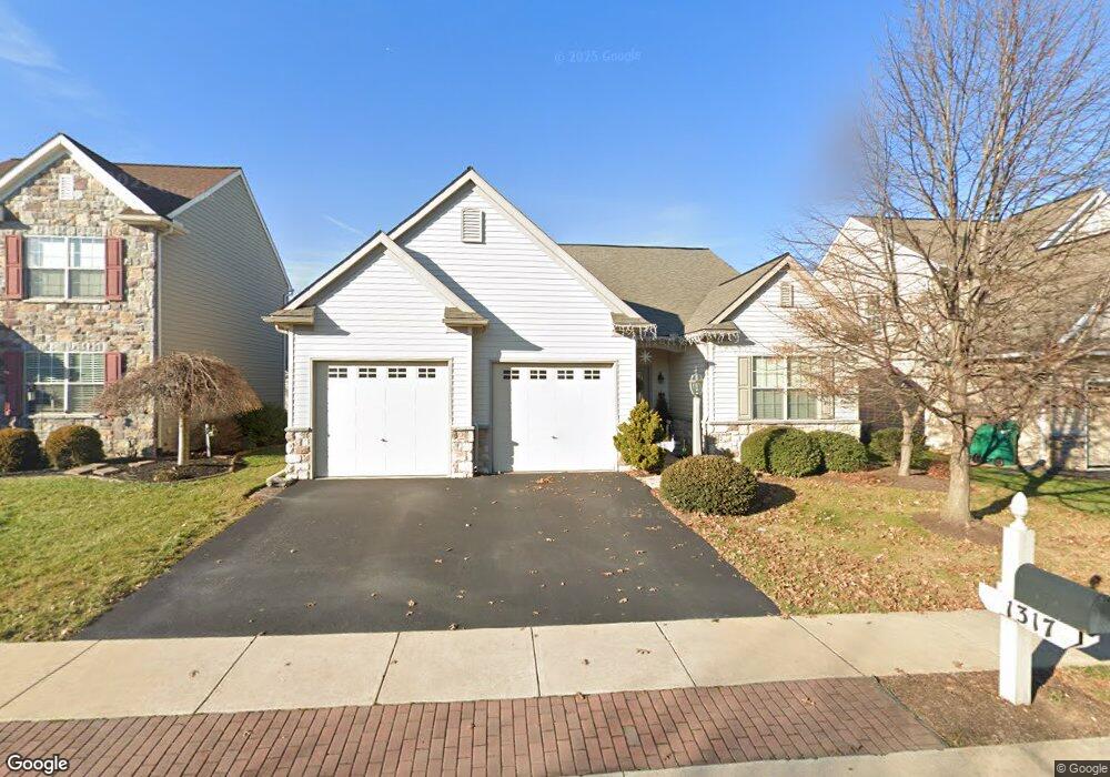 1317 Heatherwood Dr, Mount Joy, PA 17552 - photo 1