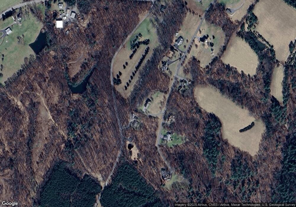 316 Hillcrest Ln, Berkeley Springs, WV 25411 - photo 1