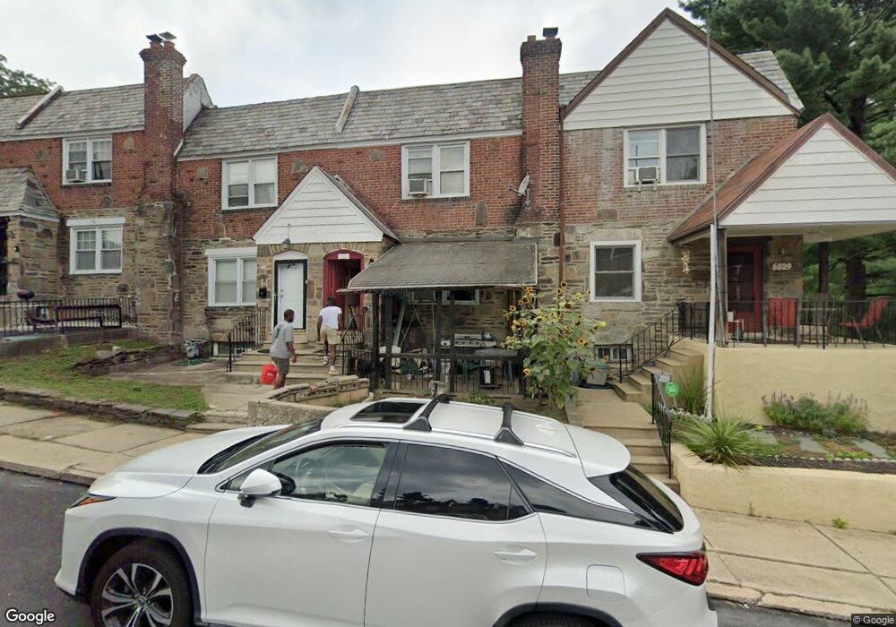 6809 Walnut Park Dr, Upper Darby, PA 19082 - photo 1