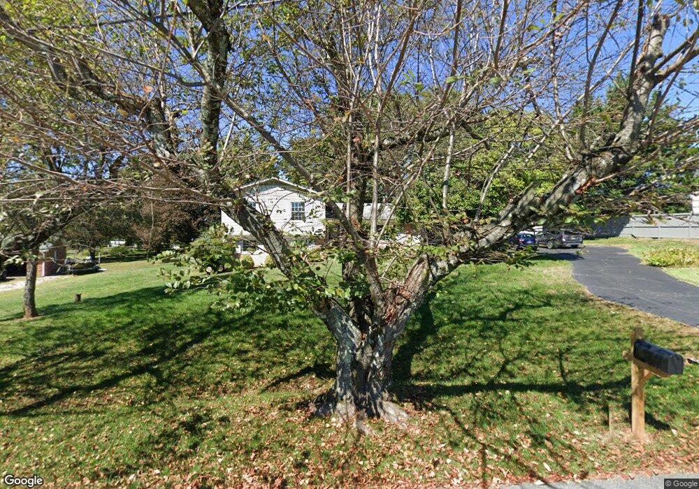 15620 Norman Dr, North Potomac, MD 20878 - photo 1