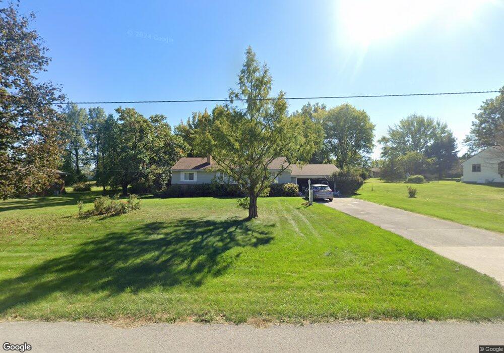 3167 Clement Dr, Lima, OH 45806 - photo 1