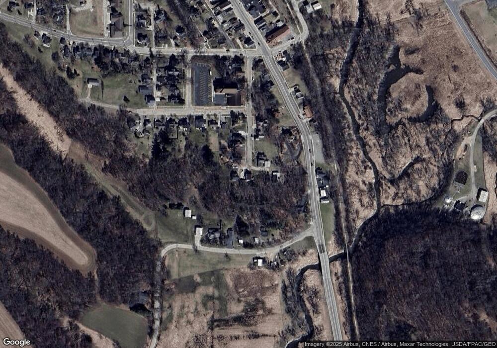 214 Spring St, Elroy, WI 53929 - photo 1