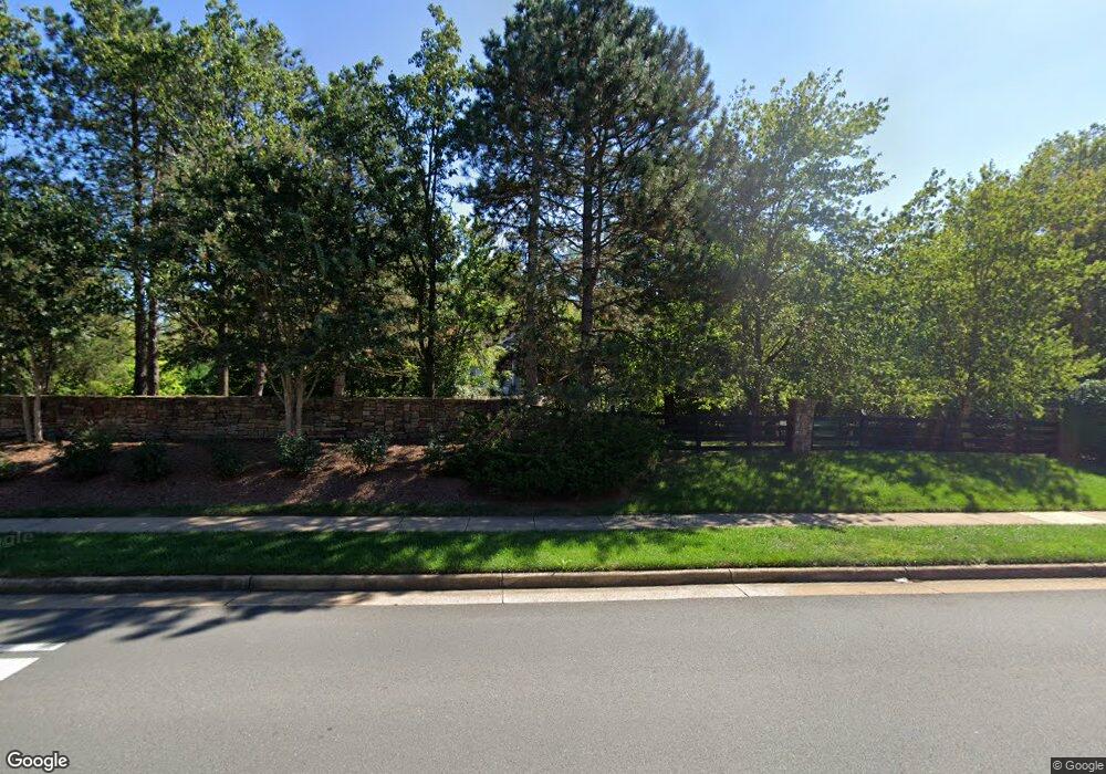 9904 Linton Hall Rd, Bristow, VA 20136 - photo 1