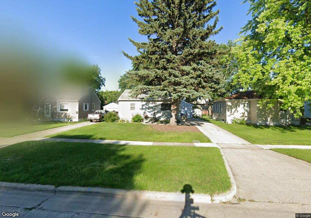 1518 13 1 2 St S, Fargo, ND 58103 - photo 1