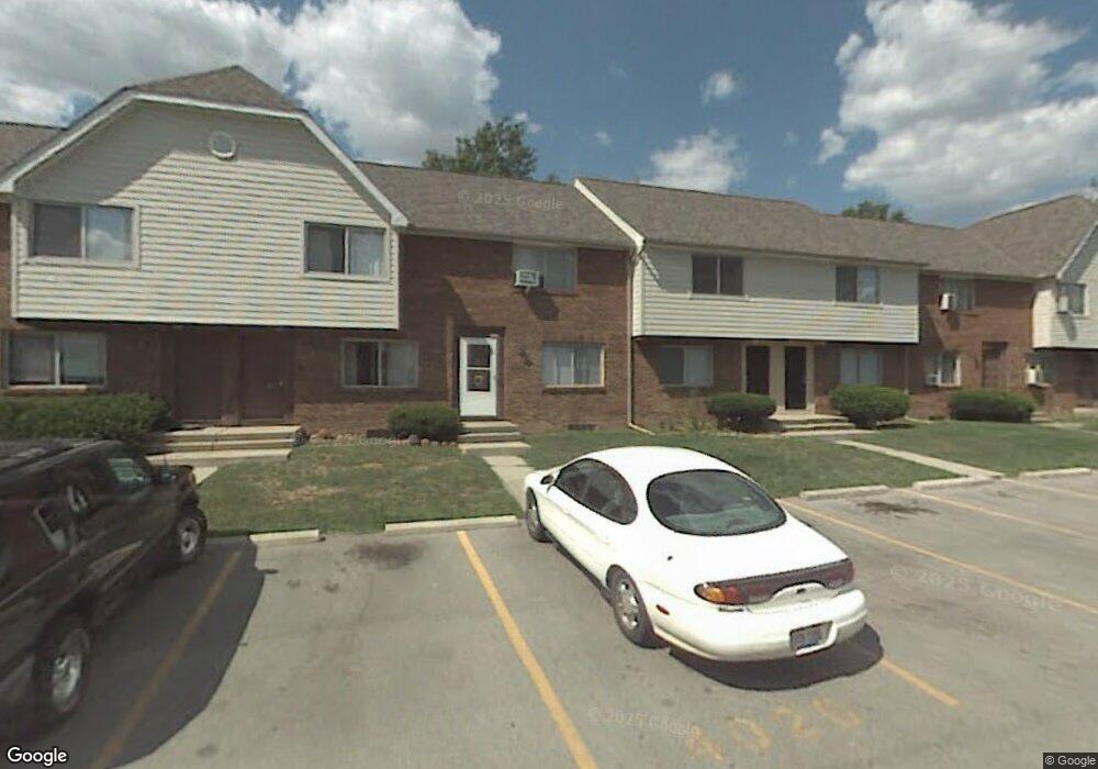4014 Brookshire Ct, Columbus, OH 43227 - photo 1