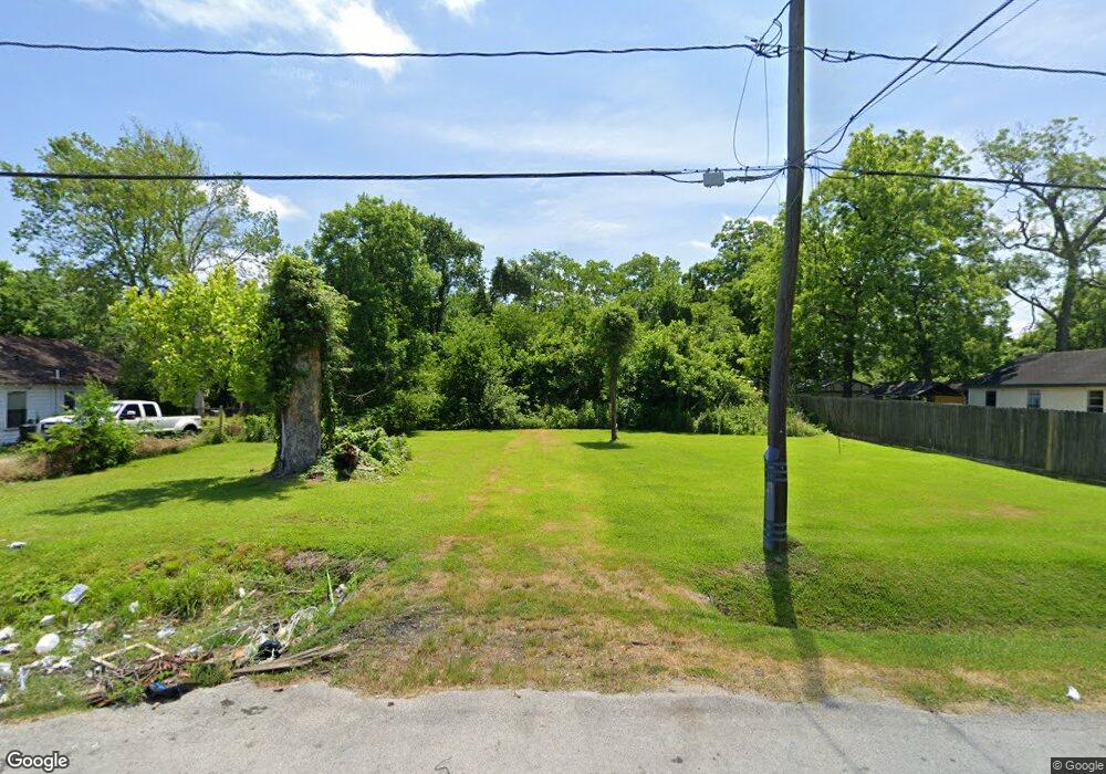 5810 Wipprecht St, Houston, TX 77026 - photo 1