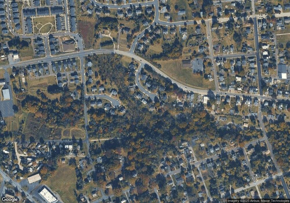 308 S Haverfield Dr, Spring City, PA 19475 - photo 1