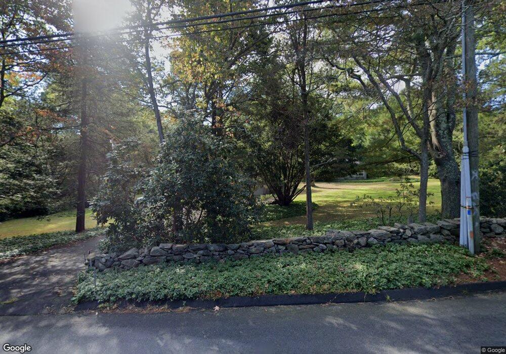 398 Wahackme Rd, New Canaan, CT 06840 - photo 1