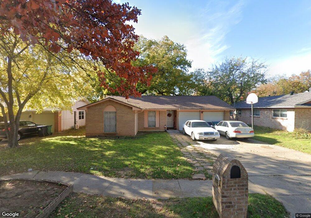 2022 Westwood Dr, Denton, TX 76205 - photo 1