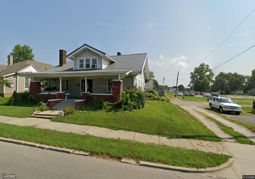 408 N Main St, Bicknell, IN 47512 - photo 1