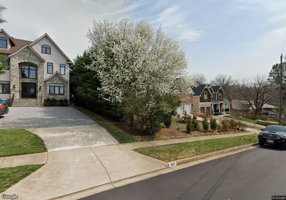 1909 Barbee St, McLean, VA 22101 - photo 1