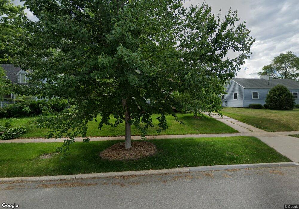 2223 Washington St, Cedar Falls, IA 50613 - photo 1