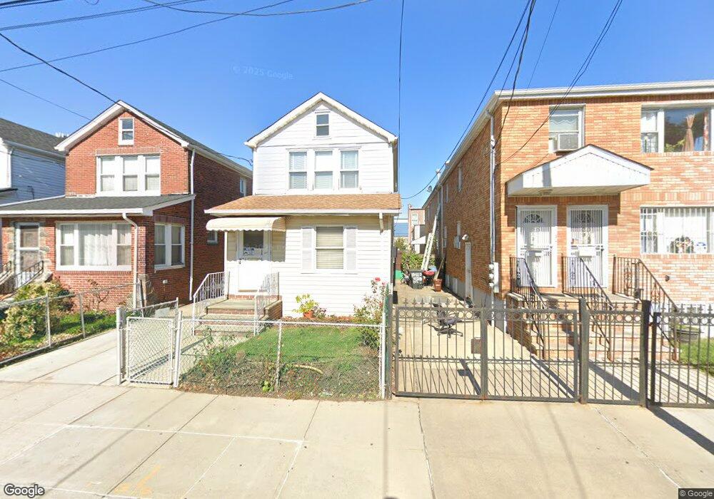 17135 103rd Rd, Jamaica, NY 11433 - photo 1