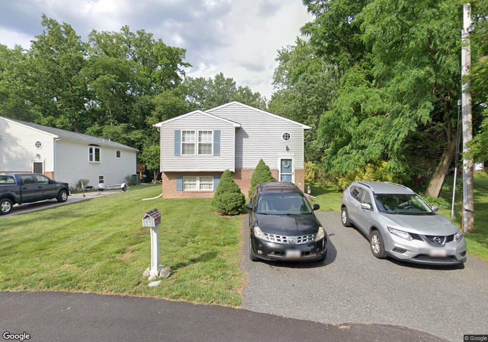 8625 Tall Oaks Rd, Sparrows Point, MD 21219 - photo 1