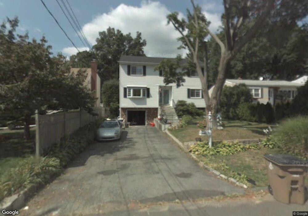 54 Hilltop Ave, Stamford, CT 06907 - photo 1