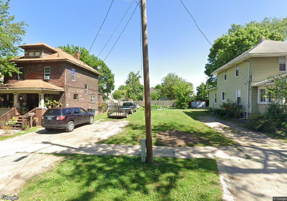 135 E Tobias St, Flint, MI 48503 - photo 1