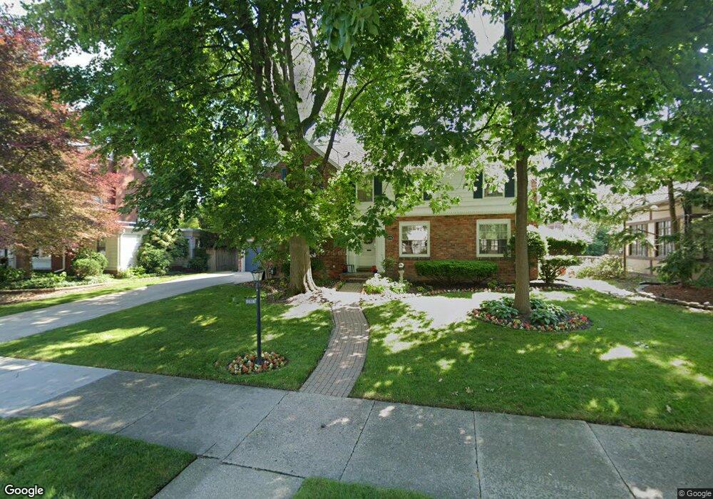 1126 Bishop Rd, Grosse Pointe Park, MI 48230 - photo 1