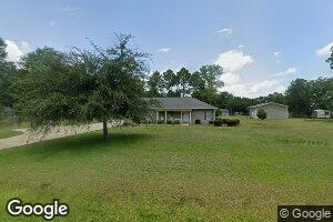 14 Second Ave, Hawkinsville, GA 31036