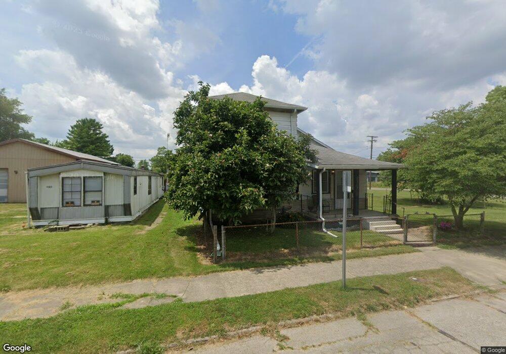 1121 S Shipley St, Muncie, IN 47302 - photo 1