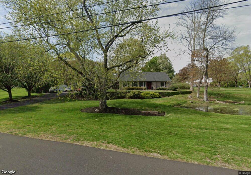 10 Glen Dr, Doylestown, PA 18901 - photo 1