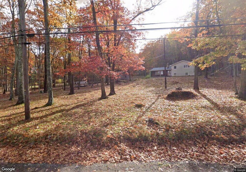 1216 Delaware Dr, Matamoras, PA 18336 - photo 1