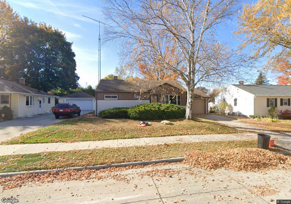 1201 Cherry Rd, Manitowoc, WI 54220 - photo 1