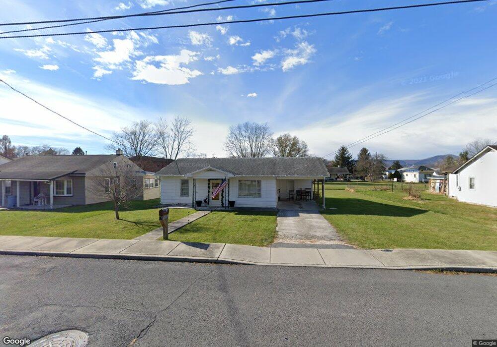 218 Railroad St, Moorefield, WV 26836 - photo 1