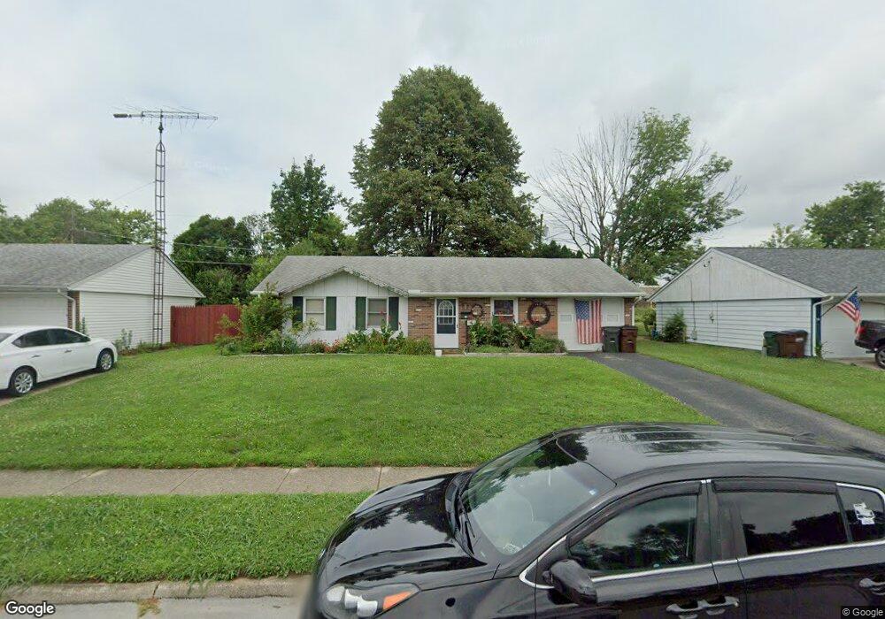 2060 Wimbledon Dr, Xenia, OH 45385 - photo 1