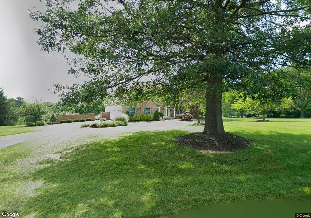 4000 Fountain Cir, Fountainville, PA 18923 - photo 1