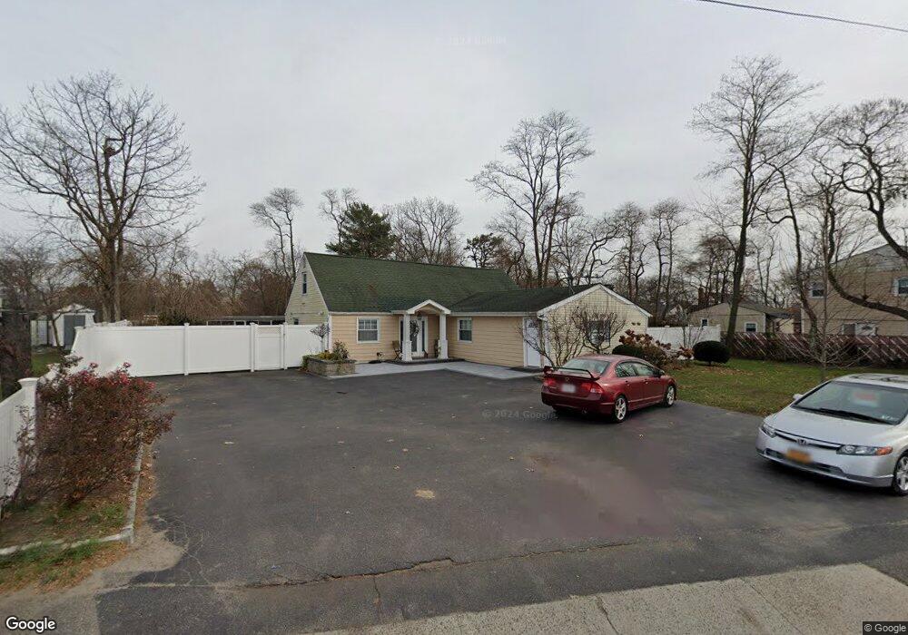 1823 Joshuas Path, Central Islip, NY 11722 - photo 1